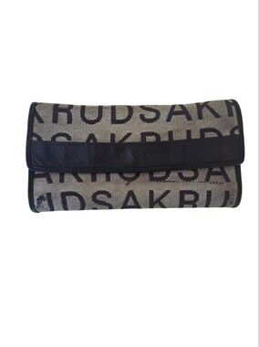 RUDSAK Black and Natural Logo Jacquard Fold-Over Clutch